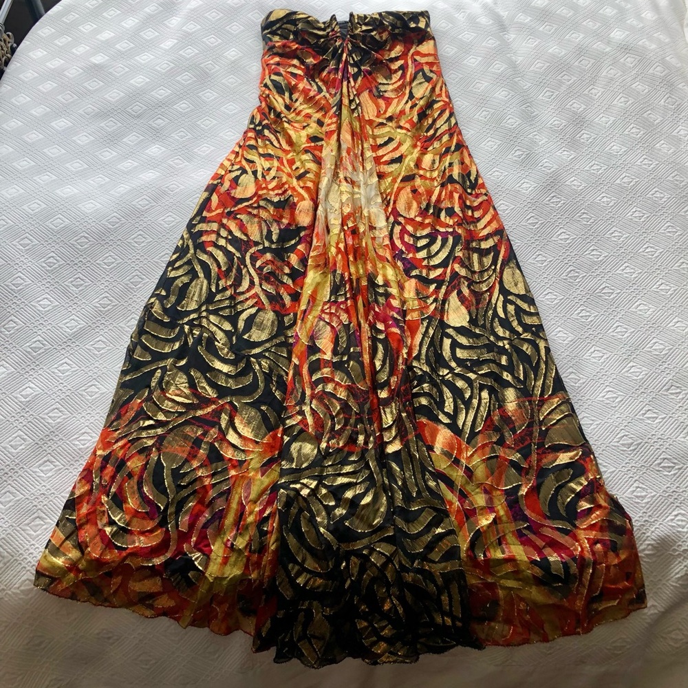 Nicole Miller Collection Strapless Gown in Size 12